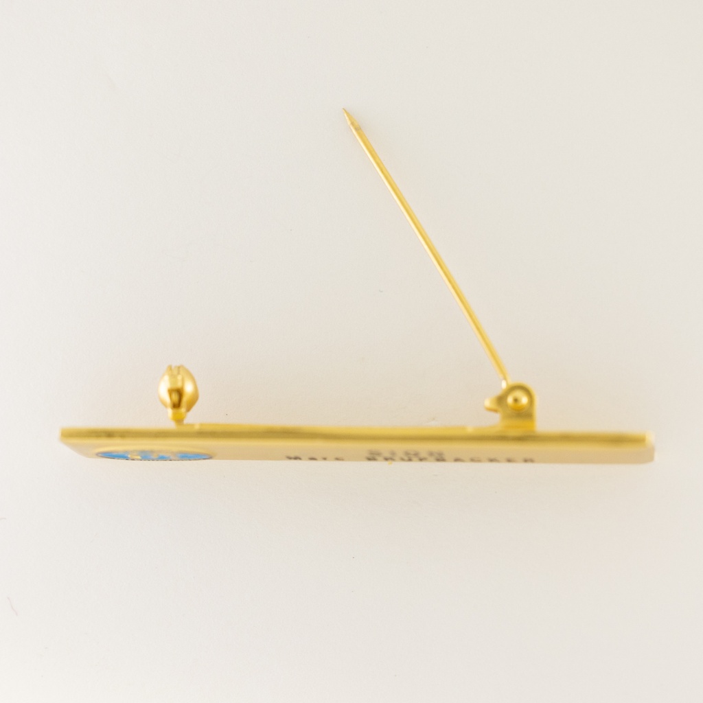 F230 - Plaquette dorée smoking (gravée)