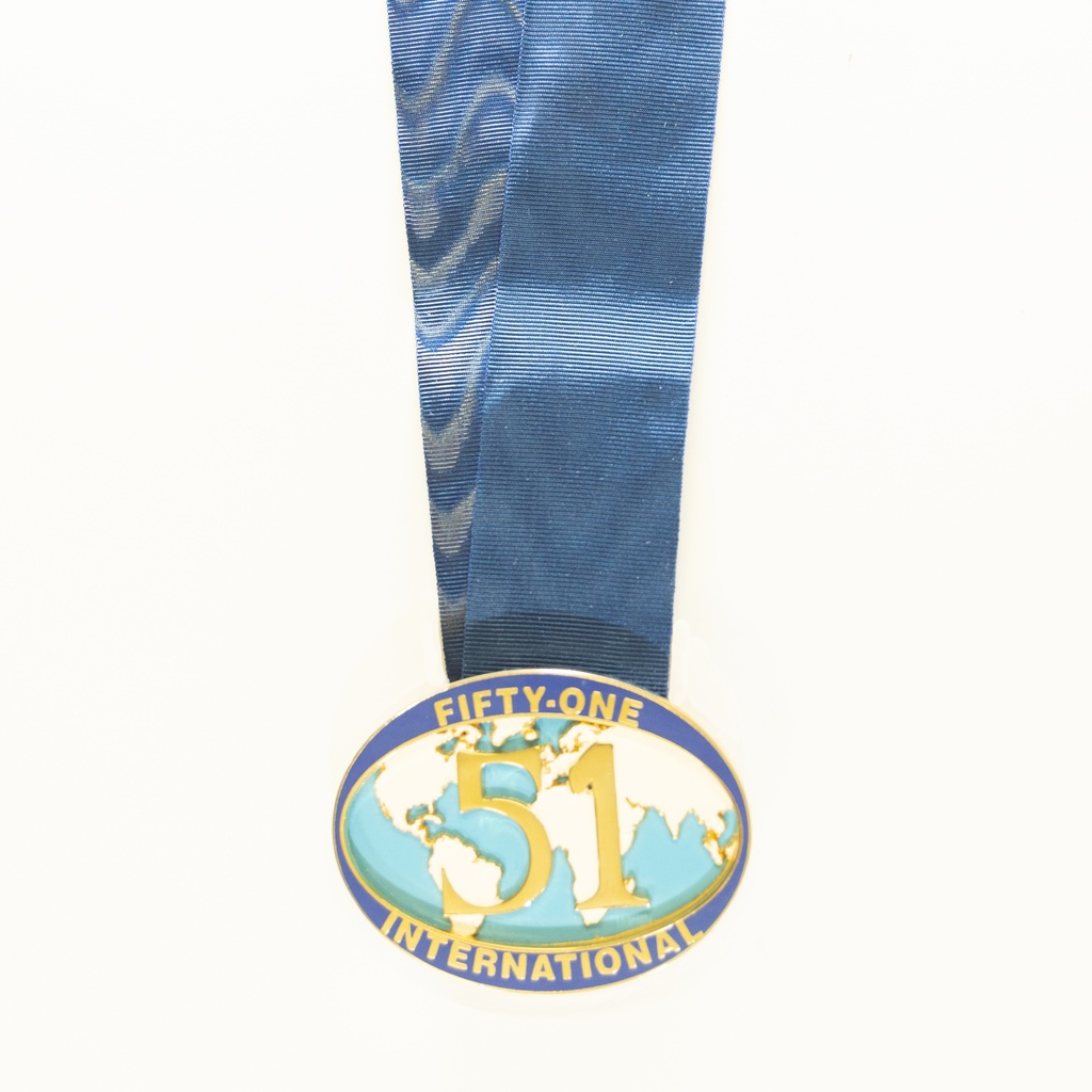 F2101 - Collier Club, volledig